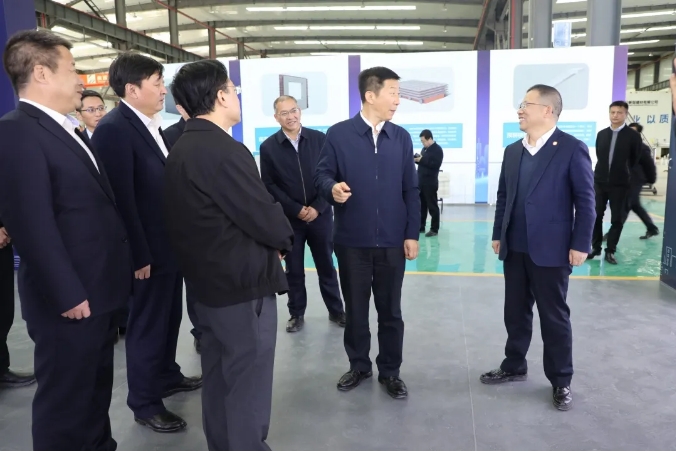 陜西省委常委、延安市委...